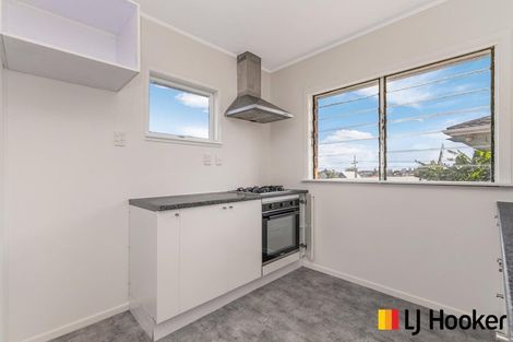 Photo of property in 1 Lynmore Drive, Hillpark, Auckland, 2102