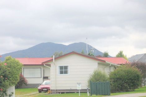 Photo of property in 14 Ward Place, Richmond Heights, Taupo, 3330