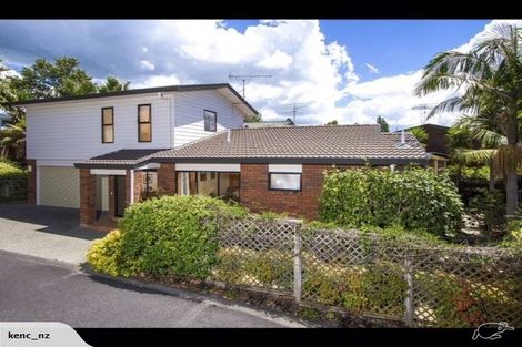 Photo of property in 2/7 Eban Avenue, Hillcrest, Auckland, 0627
