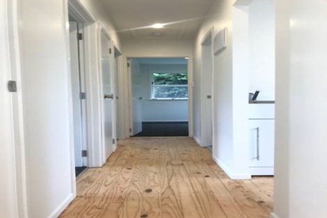 Photo of property in 132 Lancaster Road, Beach Haven, Auckland, 0626