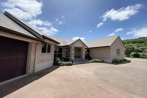 Photo of property in 67 Old Barn Road, Opaheke, Papakura, 2584