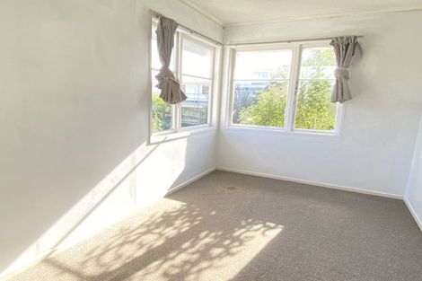 Photo of property in 3 Longburn Road, Henderson, Auckland, 0610