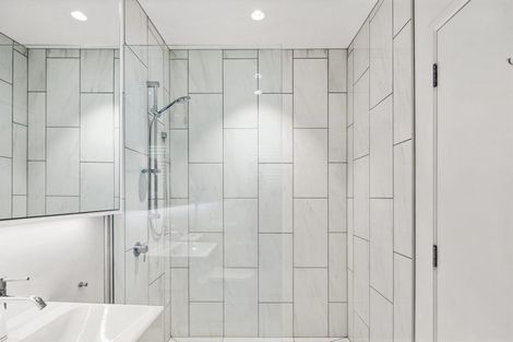 Photo of property in 33 Jean Caldwell Way, Island Bay, Wellington, 6023