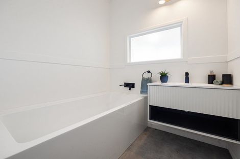 Photo of property in 121a Forest Lake Road, Forest Lake, Hamilton, 3200