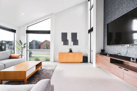 Photo of property in 27 Finstock Way, Rolleston, 7614