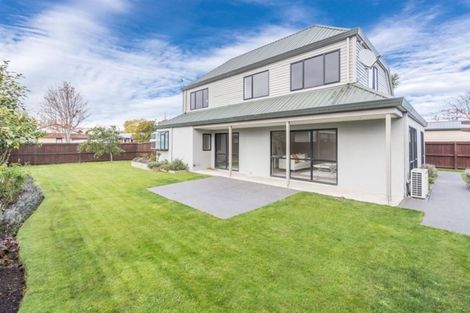 Photo of property in 25 Wiremu Street, Redwood, Christchurch, 8051