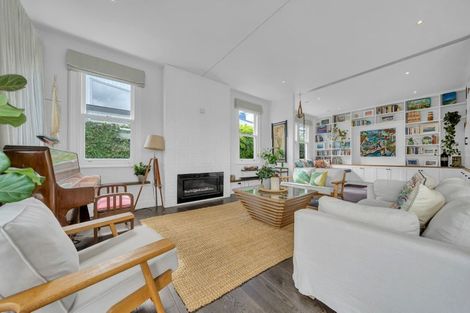 Photo of property in 23 Cheltenham Road, Devonport, Auckland, 0624