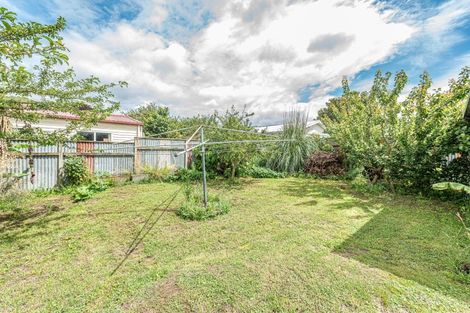 Photo of property in 104 Weraroa Road, Waverley, 4510