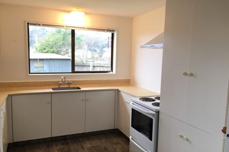 Photo of property in 2/44 Laing Crescent, Heathcote Valley, Christchurch, 8022