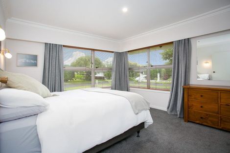 Photo of property in 5 Woodstock Crescent, Leamington, Cambridge, 3432