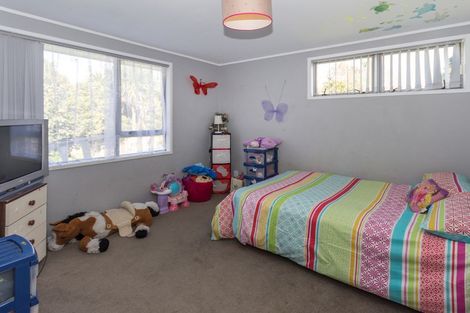 Photo of property in 10 Mcshane Street, Pukekohe, 2120