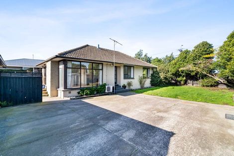 Photo of property in 2a Skerten Avenue, Hornby, Christchurch, 8042