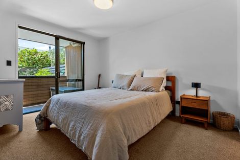 Photo of property in 2/93 Gribblehirst Road, Sandringham, Auckland, 1025