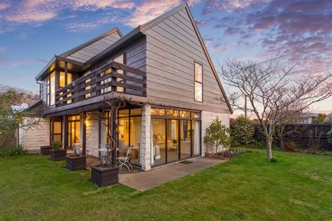 Photo of property in 2/108 Condell Avenue, Papanui, Christchurch, 8053