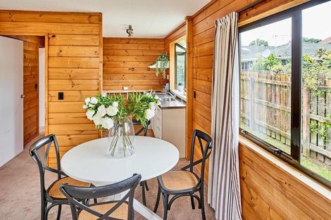 Photo of property in 27a Mana Esplanade, Paremata, Porirua, 5026