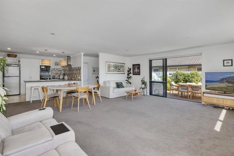 Photo of property in 28 Twin Oak Avenue, Papamoa Beach, Papamoa, 3118