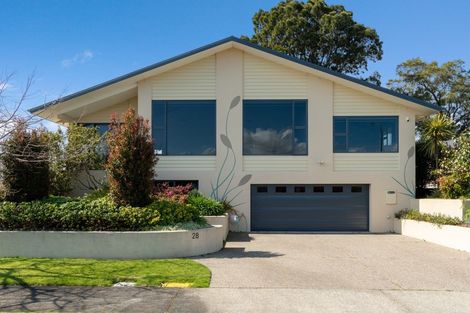 Photo of property in 28 Noble Johnston Drive, Katikati, 3129