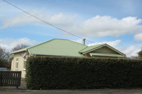 Photo of property in 126 Miranda Street, Stratford, 4332