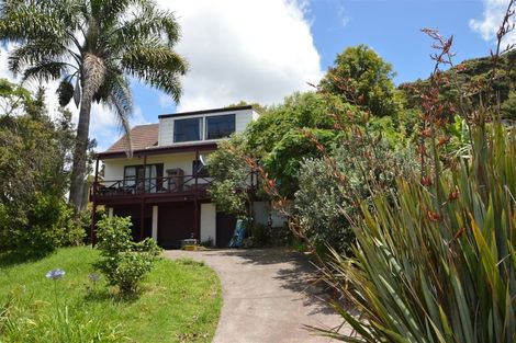 Photo of property in 56 Tahuna Road, Paihia, 0200