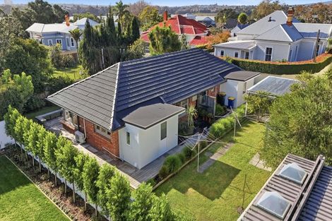 Photo of property in 1/3a First Avenue, Stanley Point, Auckland, 0624