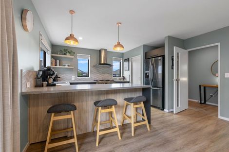 Photo of property in 17 Tara Crescent, Woodend, 7610