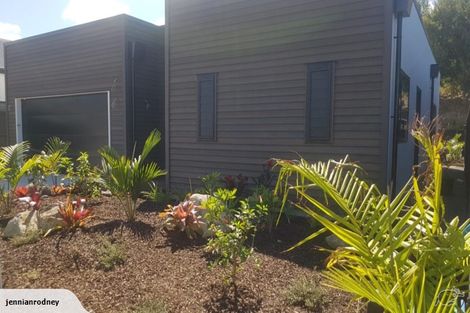 Photo of property in 7 Hampton Mews, Snells Beach, 0920