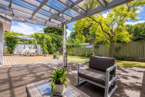 Photo of property in 2 Tainui Street, Raumati Beach, Paraparaumu, 5032