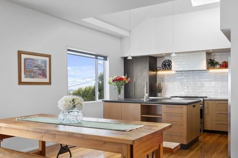 Photo of property in 36 Saint Andrews Hill Road, Mount Pleasant, Christchurch, 8081