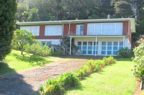 Photo of property in 16 Haddon Crescent, Whitianga, 3510