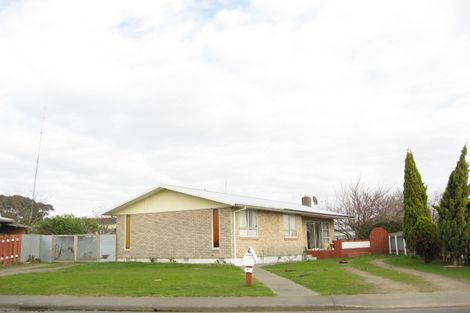 Photo of property in 27 Caernarvon Drive, Flaxmere, Hastings, 4120