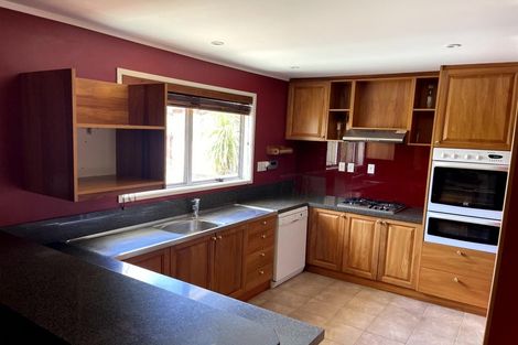 Photo of property in 29 Park Hill Road, Birkenhead, Auckland, 0626