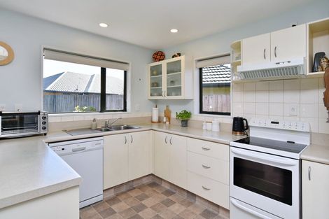 Photo of property in 17b Matawai Close, Rangiora, 7400