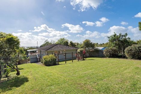 Photo of property in 13 Finlow Drive, Te Atatu South, Auckland, 0610