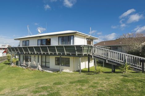 Photo of property in 36 Motiti Road, Papamoa Beach, Papamoa, 3118