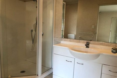 Photo of property in 16 Erne Crescent, East Tamaki, Auckland, 2016