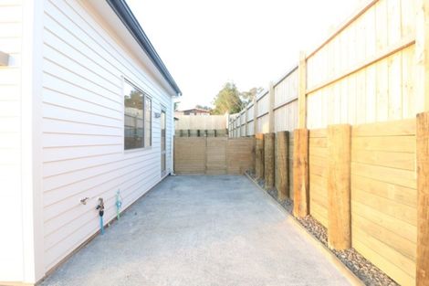 Photo of property in 8a Albany Highway, Greenhithe, Auckland, 0632