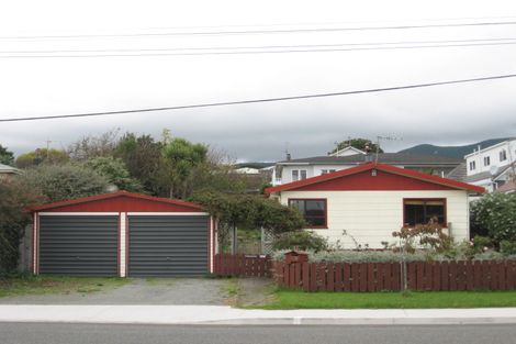 Photo of property in 176 Matai Road, Raumati Beach, Paraparaumu, 5032