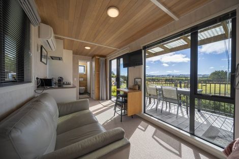 Photo of property in 423a Te Anau-mossburn Highway, Te Anau, 9672