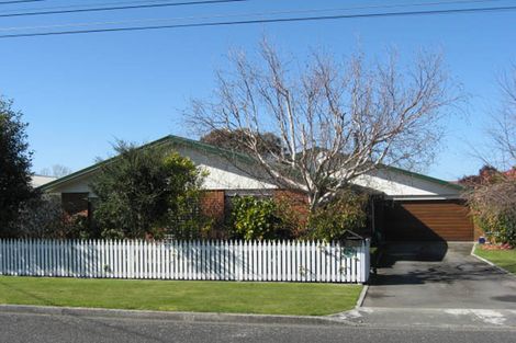 Photo of property in 35 Reading Street, Greytown, 5712