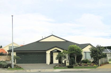 Photo of property in 32 Beach Haven Place, Paraparaumu Beach, Paraparaumu, 5032