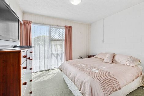 Photo of property in 1/46 Oxford Street, Tawa, Wellington, 5028