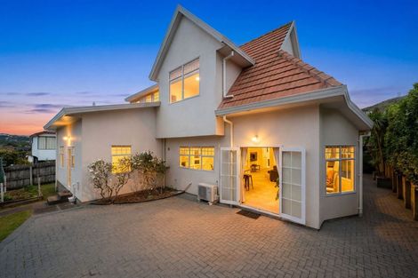 Photo of property in 4 Amesbury Drive, Churton Park, Wellington, 6037