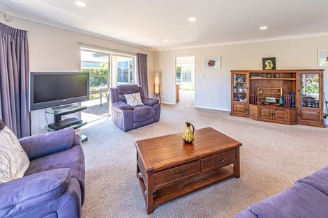 Photo of property in 13 Norfolk Drive, Otamatea, Whanganui, 4500