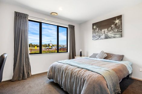 Photo of property in 54 Steadman Road, Broomfield, Christchurch, 8042