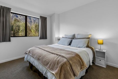 Photo of property in 6 Caithness Court, Jacks Point, Queenstown, 9371