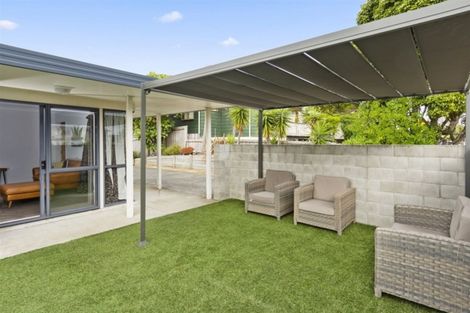 Photo of property in 21 Percy Road, Papamoa Beach, Papamoa, 3118