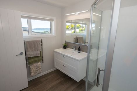 Photo of property in 21 Christine Drive, Coopers Beach, 0420