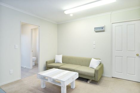 Photo of property in 42 Harvest Drive, Henderson, Auckland, 0612
