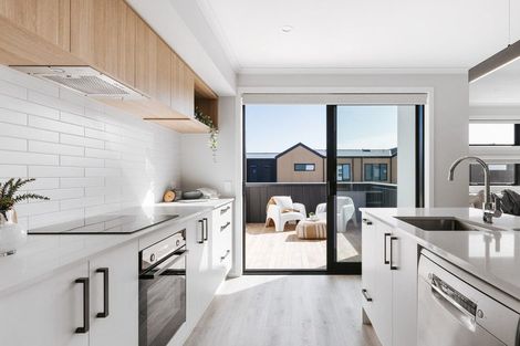 Photo of property in 4 Atutahi Lane, Papamoa Beach, 3118