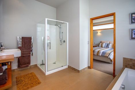 Photo of property in 217b Beverley Terrace, Whangamata, 3620